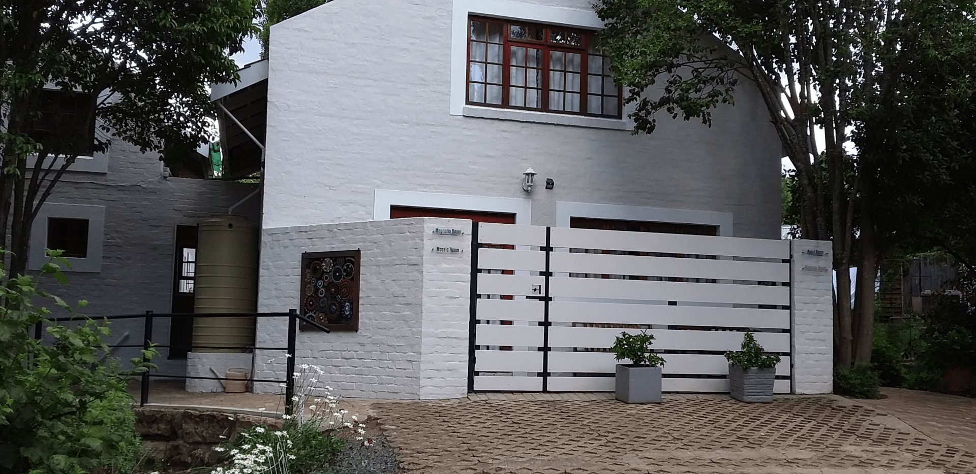 The-gate-Guesthouse-clarens-2.png